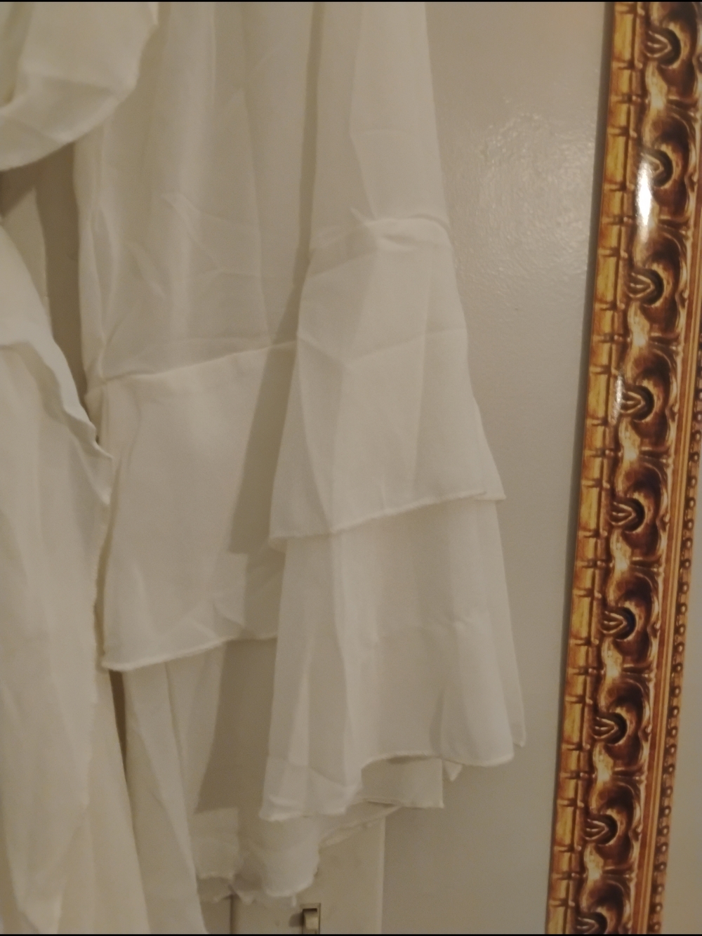 Women's Cream Mini Dress with Ruffle Sleeves NWOT - Picture 3 of 9
